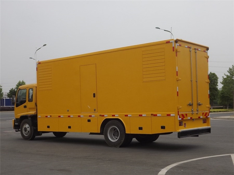 平南发电车出租- 柴油发电机油箱怎么清洗