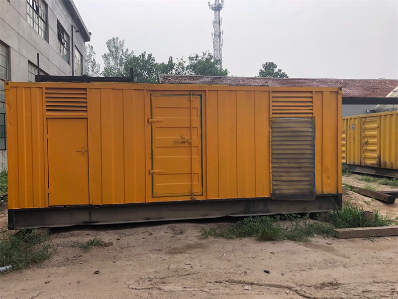 平南柴油发电机如何判断新机油是否已经完全充满机油滤清器？