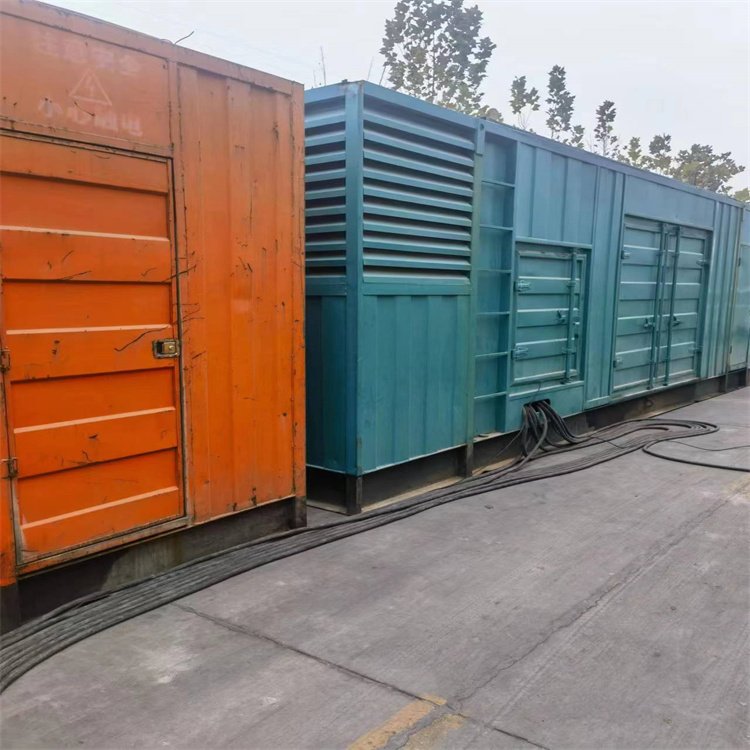 平南如何选择适合 600kW 柴油发电机组的热继电器?